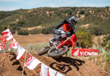 HONDA CRF450R i aktion