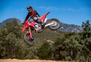 HONDA CRF450R i aktion