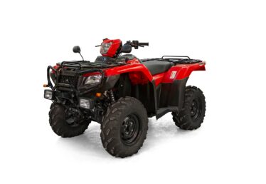 HONDA TRX520FA Traktor med hvid baggrund