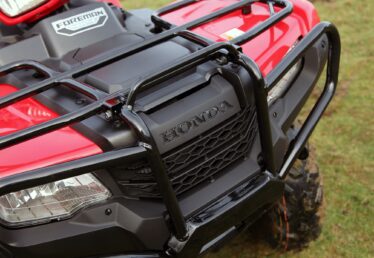 HONDA TRX520FE FourTraxForemen closeup front